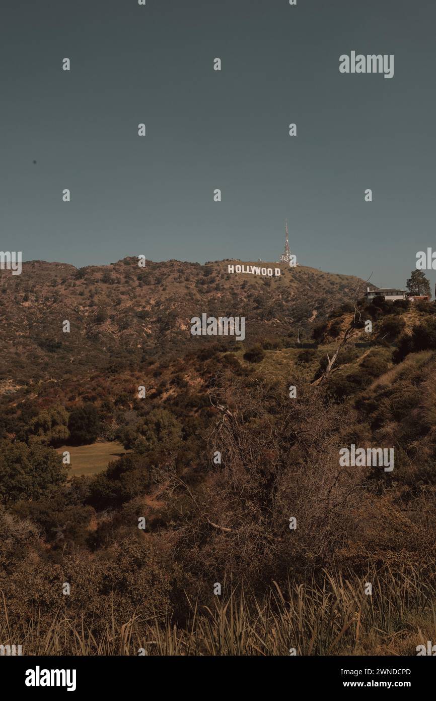 Das Hollywood-Schild in den Hollywood Hills in Los Angeles, Kalifornien. Berühmter Ort für Touristen Stockfoto