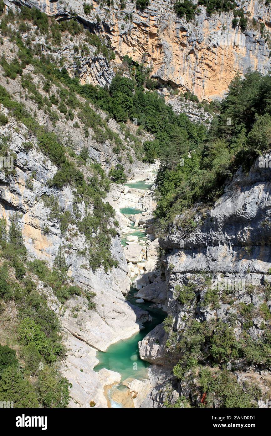 Der Fluss Clue d'Aiglun im Hinterland der französischen Riviera, Alpes d'Azur Regionalpark, Alpes Maritimes Stockfoto