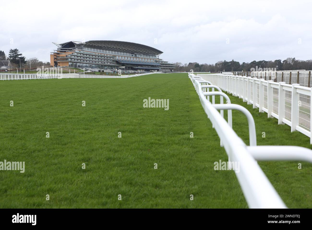 Ascot Racecourse zeigt die Tribüne Stockfoto