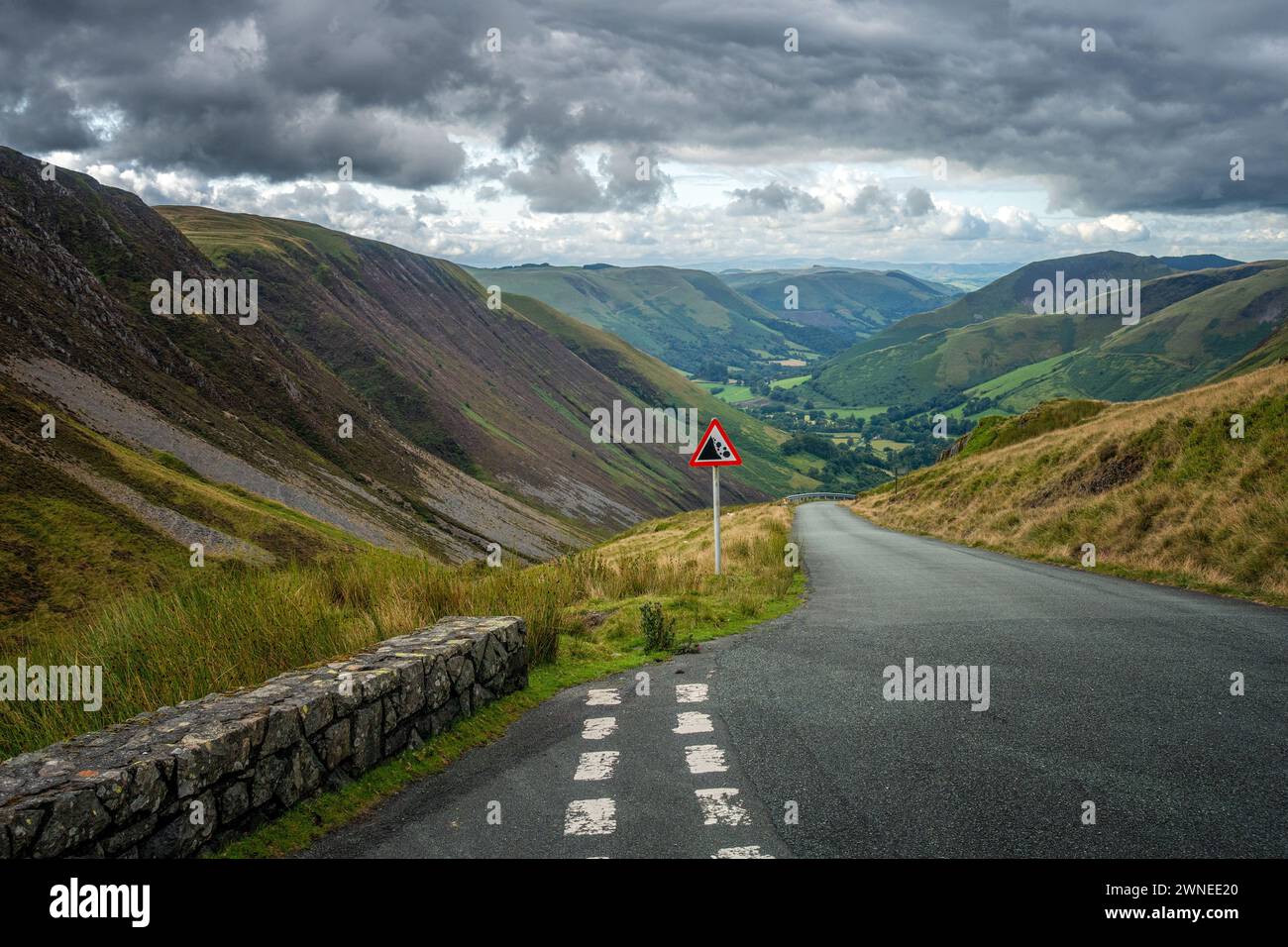 In der Nähe der steilen, schmalen Hellfire Pass Road oder Bwlch y Groes, einem Hochgebirgspass im Snowdonia-Nationalpark Gwynedd Wales, Großbritannien Stockfoto