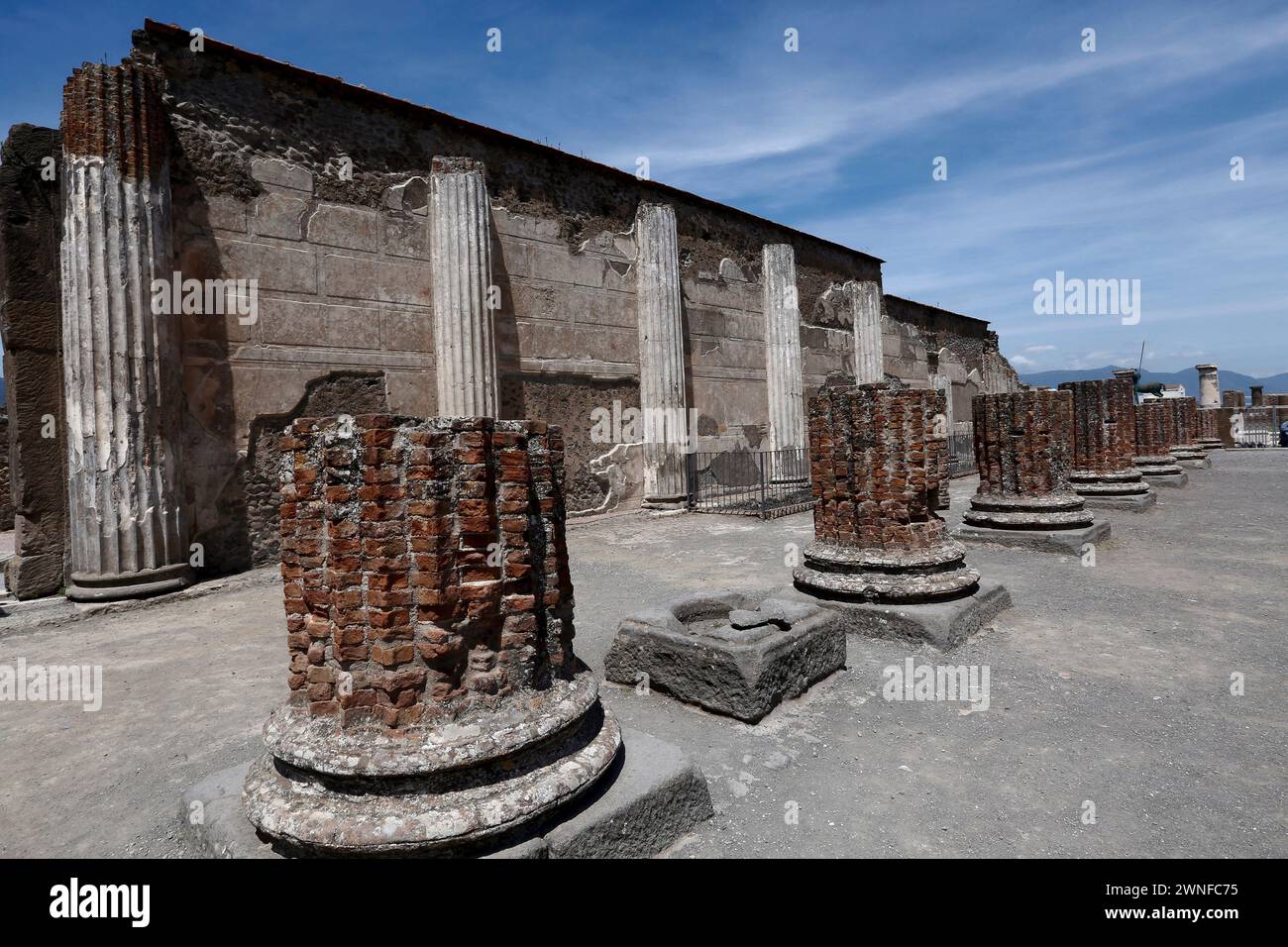 Berühmte antike Ruinen der Stadt Pompeji, Italien. Pompeji wurde nach dem Ausbruch des Vesuvs im Jahre 79 n. Chr. mit Asche und Bimsstein begraben. Stockfoto