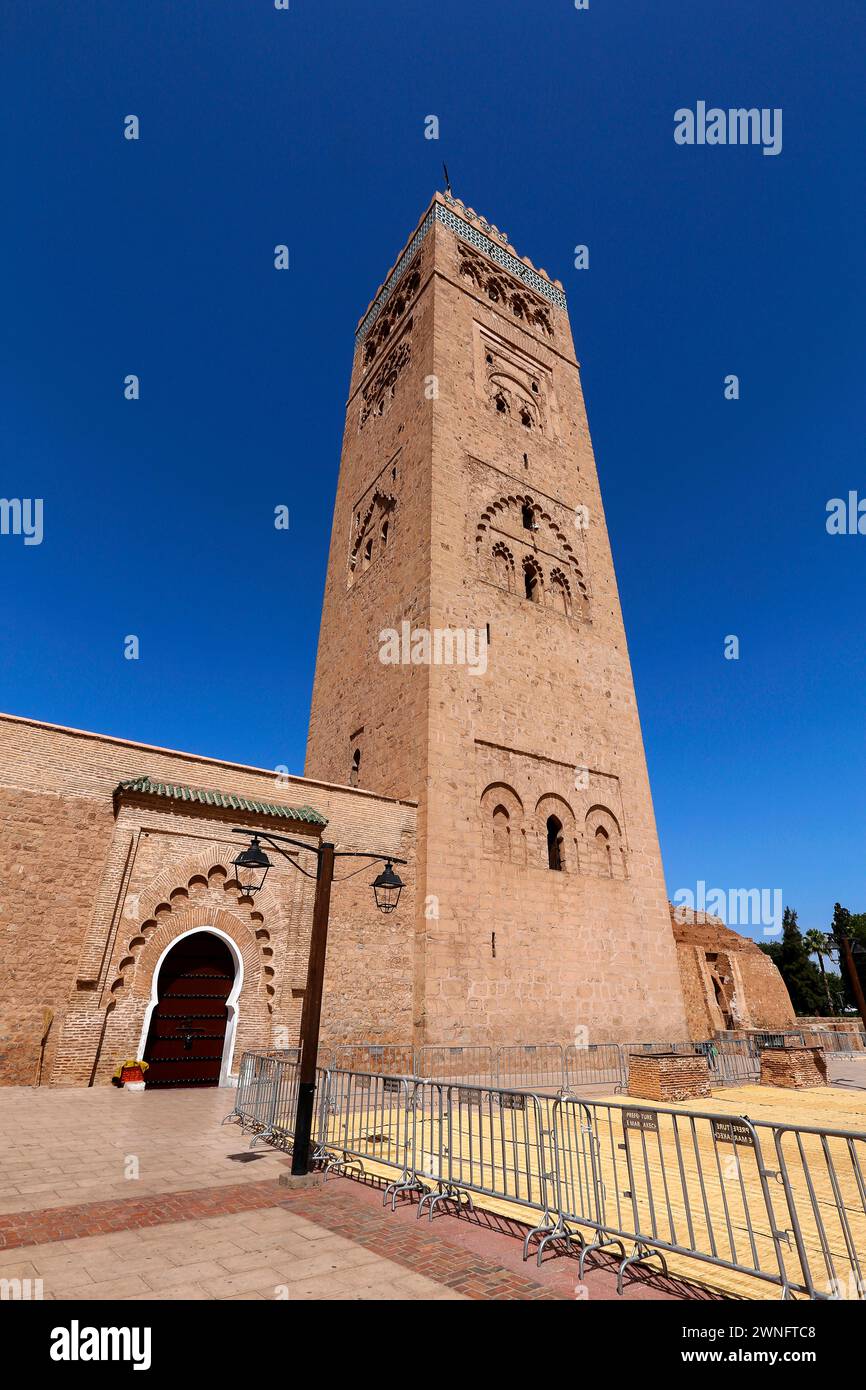 Minarettturm der Kasbah Moschee in Marrakesch, Marrakesch-Safi, Marokko Stockfoto
