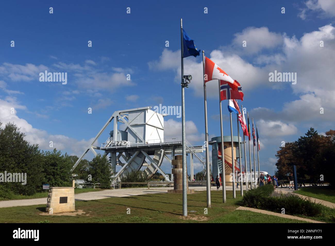 Pegasus-Brücke, Batterie, Normandie, Frankreich Stockfoto
