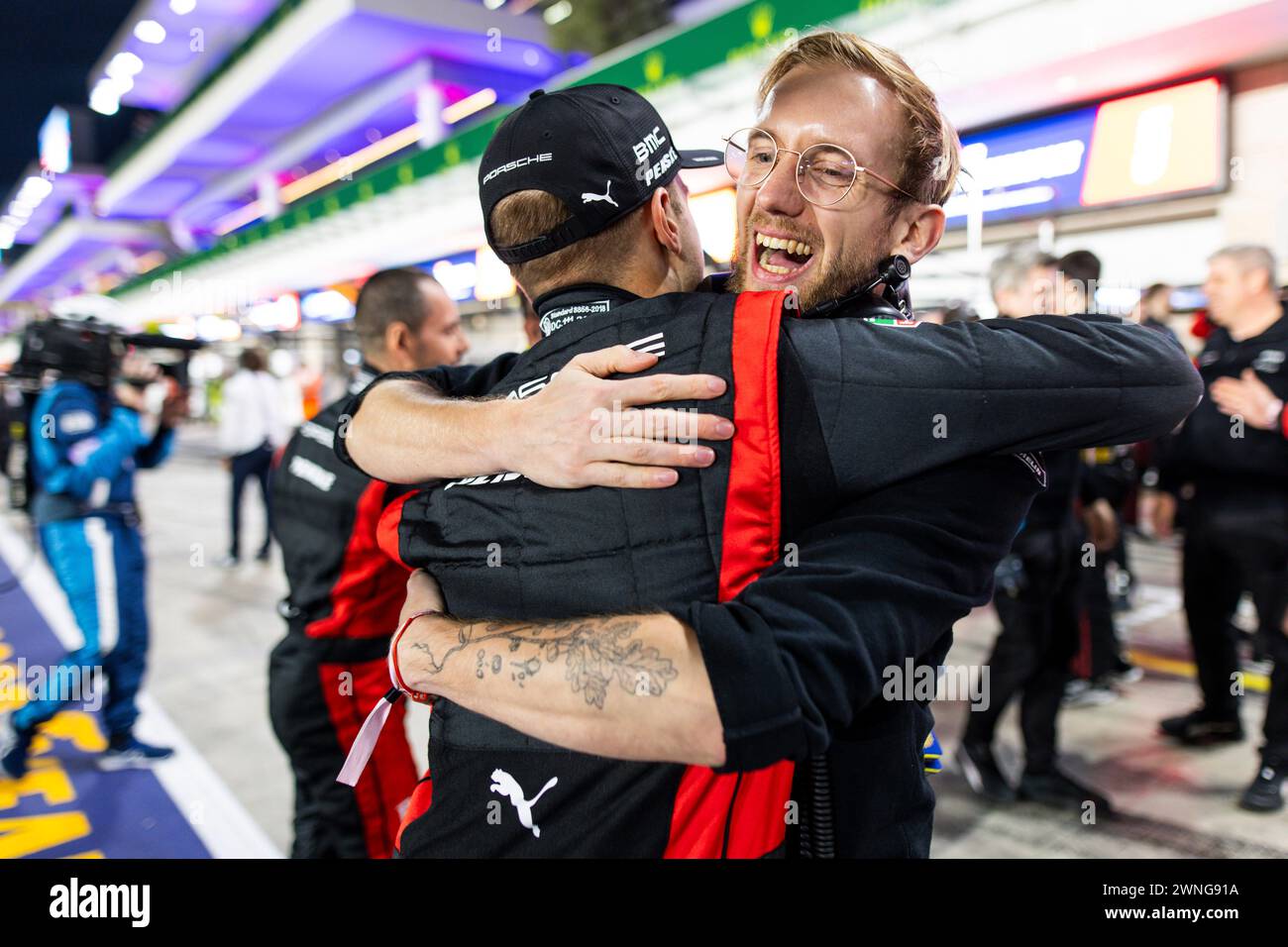 Porsche Penske Motorsport, Feier während der Qatar Airways, Katar. , . FIA-Langstrecken-Weltmeisterschaft vom 29. Februar bis 2. März 2024 auf dem Losail International Circuit in Lusail, Katar – Foto Julien Delfosse/DPPI Credit: DPPI Media/Alamy Live News Stockfoto