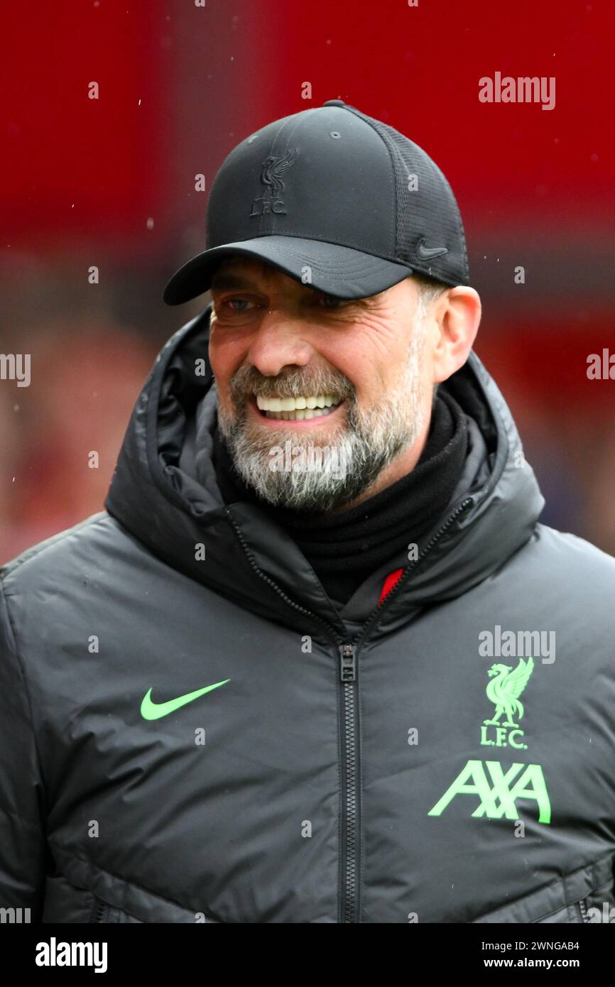 Jurgen Klopp, Trainer von Liverpool während des Premier League-Spiels zwischen Nottingham Forest und Liverpool auf dem City Ground, Nottingham am Samstag, den 2. März 2024. (Foto: Jon Hobley | MI News) Credit: MI News & Sport /Alamy Live News Stockfoto