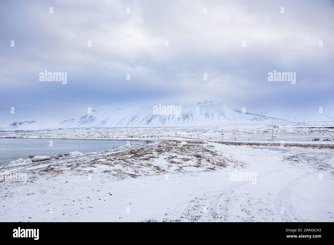 Landschaft am Meer im Winter, Island - Februar 2024 Stockfoto