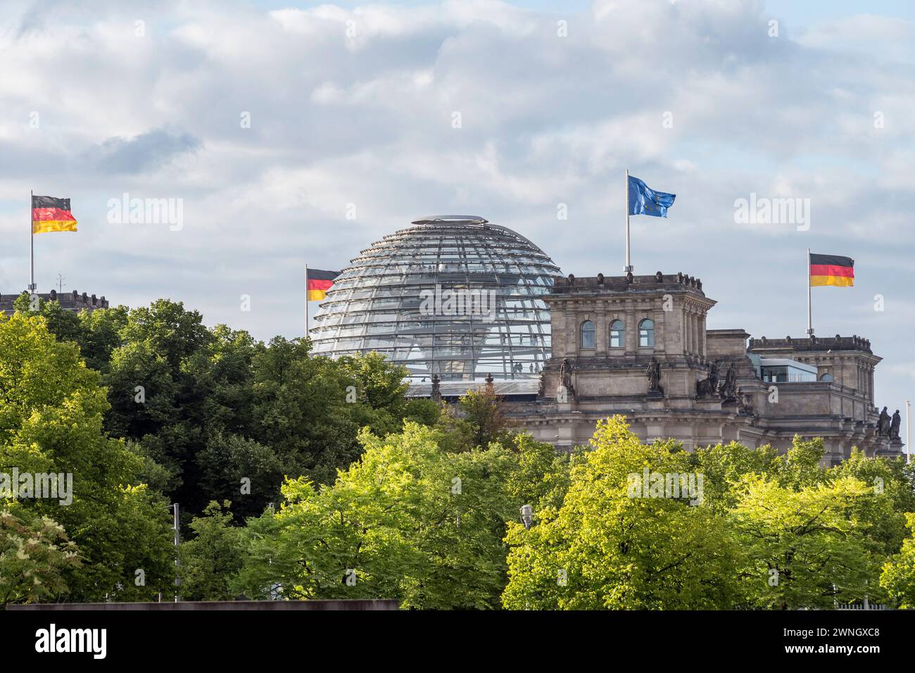 Die Kuppel auf dem Reichstag in Berlin. Stockfoto
