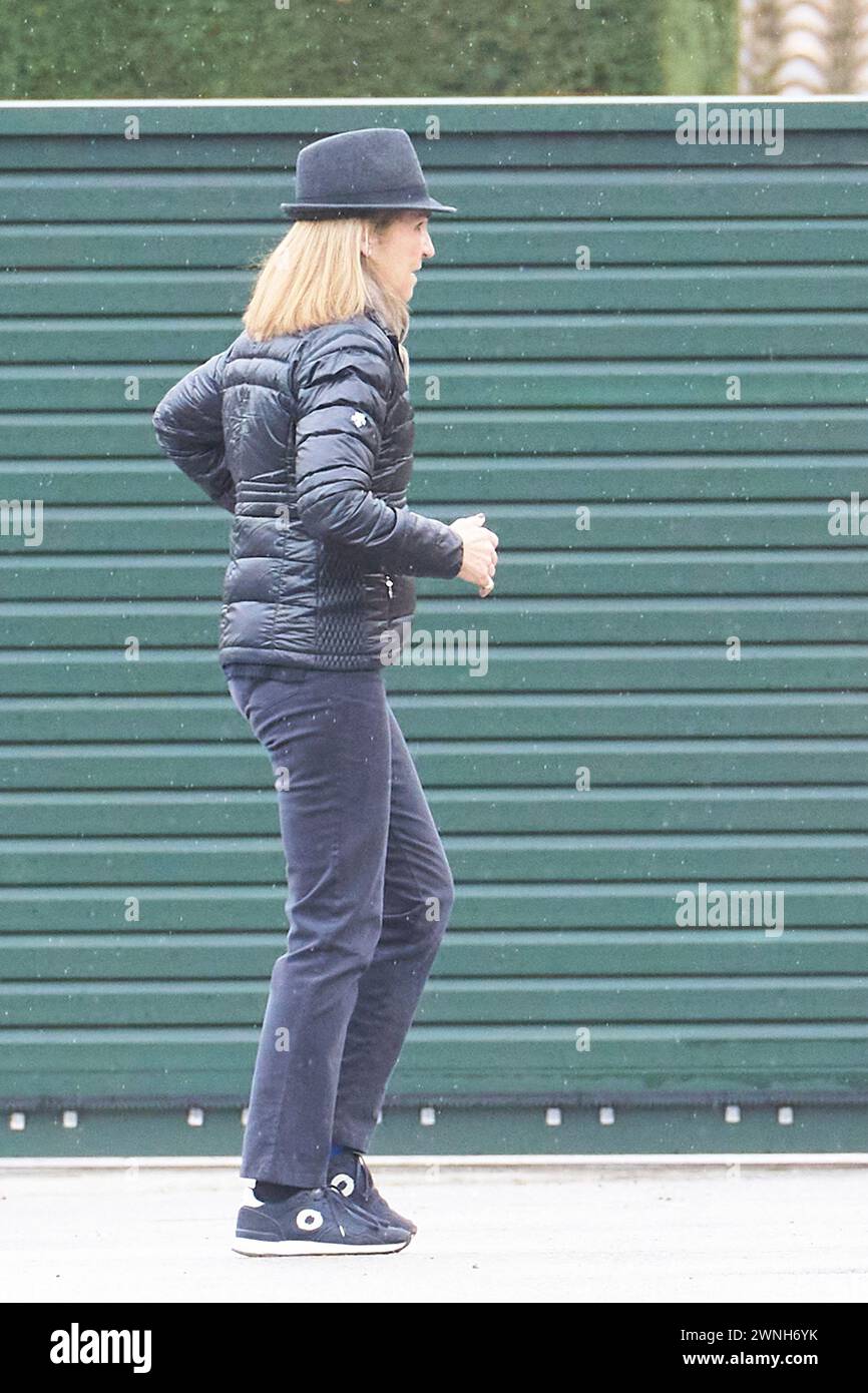 Madrid, Madrid, Spanien. März 2024. Prinzessin Elena de Borbon besucht am 2. März 2024 die Funeral Chapel Fernando Gomez-Acebo in der Leichenhalle La Paz in Madrid, Spanien (Foto: © Jack Abuin/ZUMA Press Wire) NUR ZUR REDAKTIONELLEN VERWENDUNG! Nicht für kommerzielle ZWECKE! Stockfoto