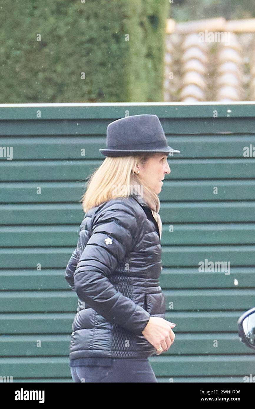 Madrid, Madrid, Spanien. März 2024. Prinzessin Elena de Borbon besucht am 2. März 2024 die Funeral Chapel Fernando Gomez-Acebo in der Leichenhalle La Paz in Madrid, Spanien (Foto: © Jack Abuin/ZUMA Press Wire) NUR ZUR REDAKTIONELLEN VERWENDUNG! Nicht für kommerzielle ZWECKE! Stockfoto