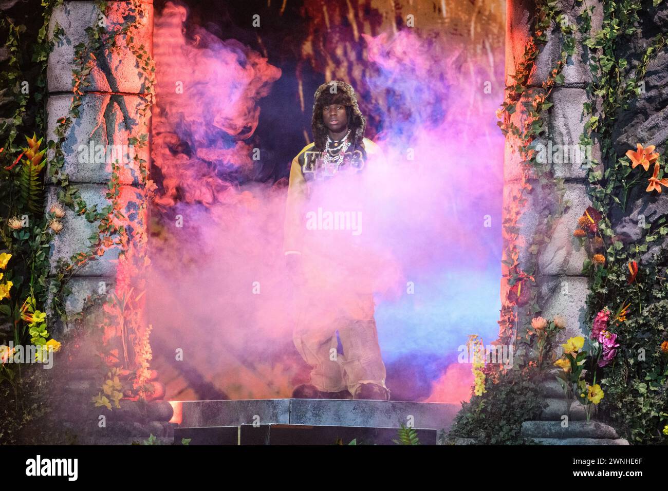 NUR REDAKTIONELLE VERWENDUNG. London, Großbritannien. 2. März 2023. Rema bei den Brit Awards 2024 in der O2 Arena in London. Das Foto sollte lauten: Matt Crossick/Empics/Alamy Live News Stockfoto