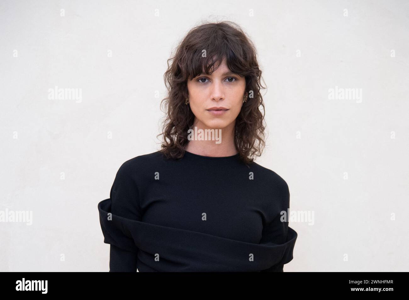 Paris, Frankreich. März 2024. MICA Arganaraz nahm am 2. März 2024 an der Medaillenzeremonie „Chevalier de l'ordre des Arts et des Lettres“ von Simon Jacquemus Teil. Foto: Aurore Marechal/ABACAPRESS.COM Credit: Abaca Press/Alamy Live News Stockfoto