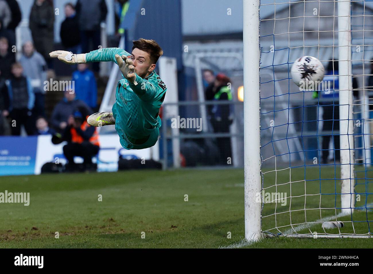 Barnet's Josh Keeley im Spiel der Vanarama National League zwischen Hartlepool United und Barnet im Victoria Park, Hartlepool am Samstag, den 2. März 2024. (Foto: Mark Fletcher | MI News) Credit: MI News & Sport /Alamy Live News Stockfoto