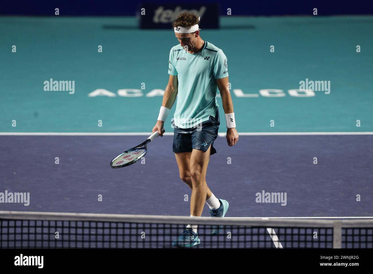 Acapulco, Mexiko. März 2024. Der Norweger Casper Ruud reagiert beim Tennisturnier der ATP Mexican Open 2024 in Acapulco, Mexiko, 2024 im Finale der Männer gegen Alex de Minaur, Australien. Quelle: Francisco Canedo/Xinhua/Alamy Live News Stockfoto
