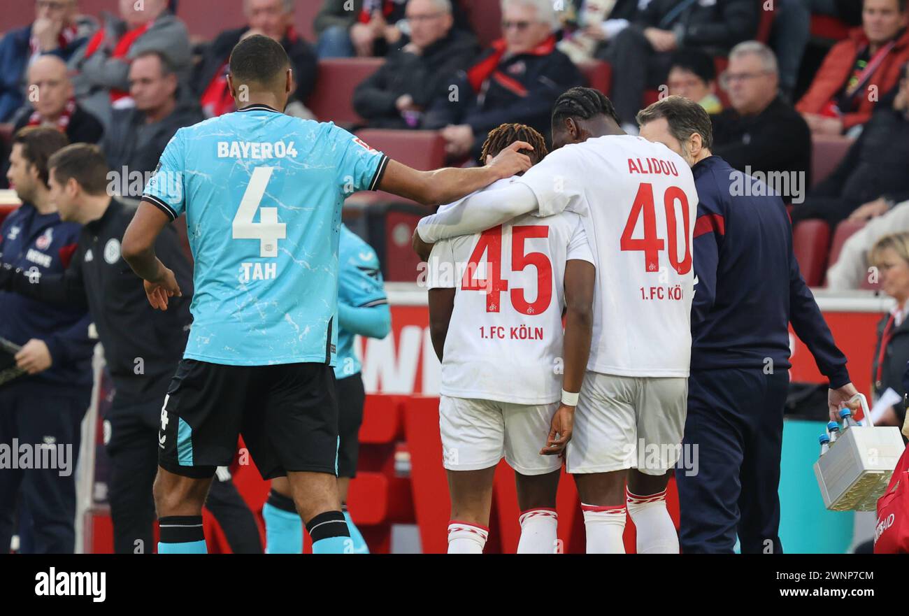 Jonathan Tah Bayer, Justin Diehl Köln, Faride Alidou Köln, Köln, Deutschland, 03.03.2024, 1. Bundesliga 24. Spieltag, 1. FC Köln - Bayer 04 Leverkusen. DFL-VORSCHRIFTEN VERBIETEN DIE VERWENDUNG VON FOTOS ALS BILDSEQUENZEN UND/ODER QUASI-VIDEO BUNDESLIGA 1. FC Köln vs Bayer Leverkusen *** Jonathan Tah Bayer , Justin Diehl Köln , Faride Alidou Köln , Köln, Deutschland, 03 03 03 2024, 1 Bundesliga 24 Spieltag, 1 FC Köln Bayer 04 Leverkusen DFL-VORSCHRIFTEN VERBIETEN DIE VERWENDUNG VON FOTOGRAFIEN ALS BILDSEQUENZEN UND/ODER QUASI-VIDEO Bundesliga 1 FC Köln vs. Bayer Leverkusen Stockfoto