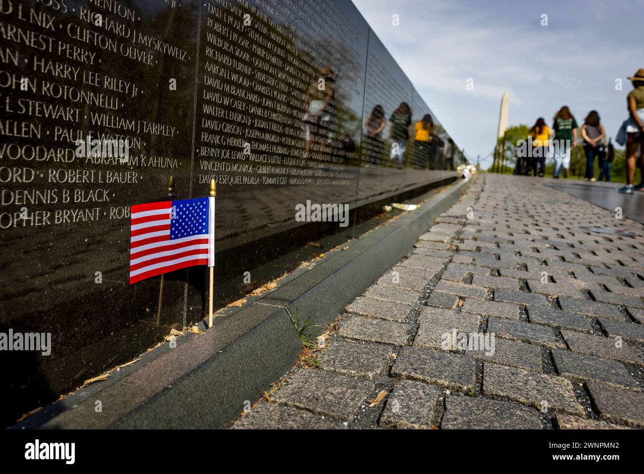 In Washington D.C. finden Sie das Vietnam Memorial mit den Namen der Toten, die in den Stein eingeätzt sind. Stockfoto