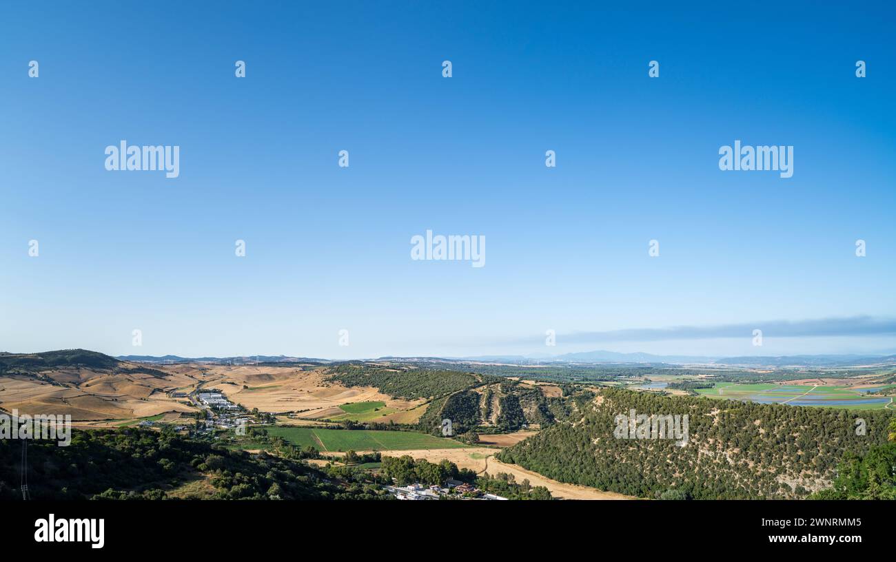 Panoramablick auf die Umgebung von Vejer de la Frontera, Andalusien, Spanien Stockfoto