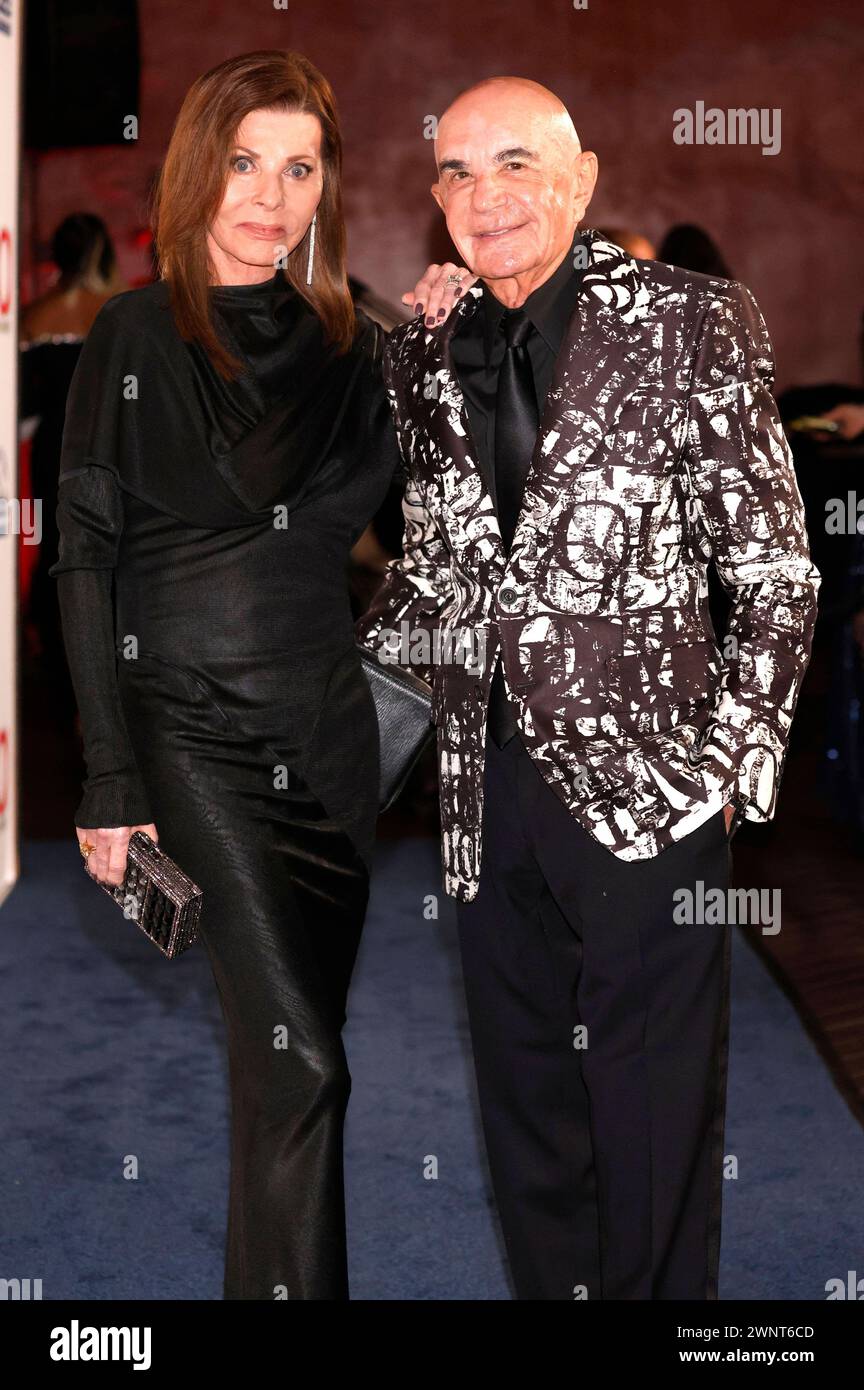 Robert Shapiro mit Ehefrau Linell Shapiro bei der Verleihung der 9 ...