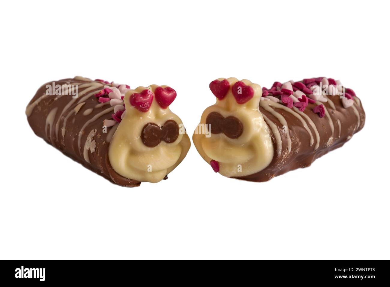 Marks & Spencer Love Struck Colin die Raupe - Mini Colin die Raupen Kuchen isoliert auf weißem Hintergrund ideal für Valentinstag Stockfoto