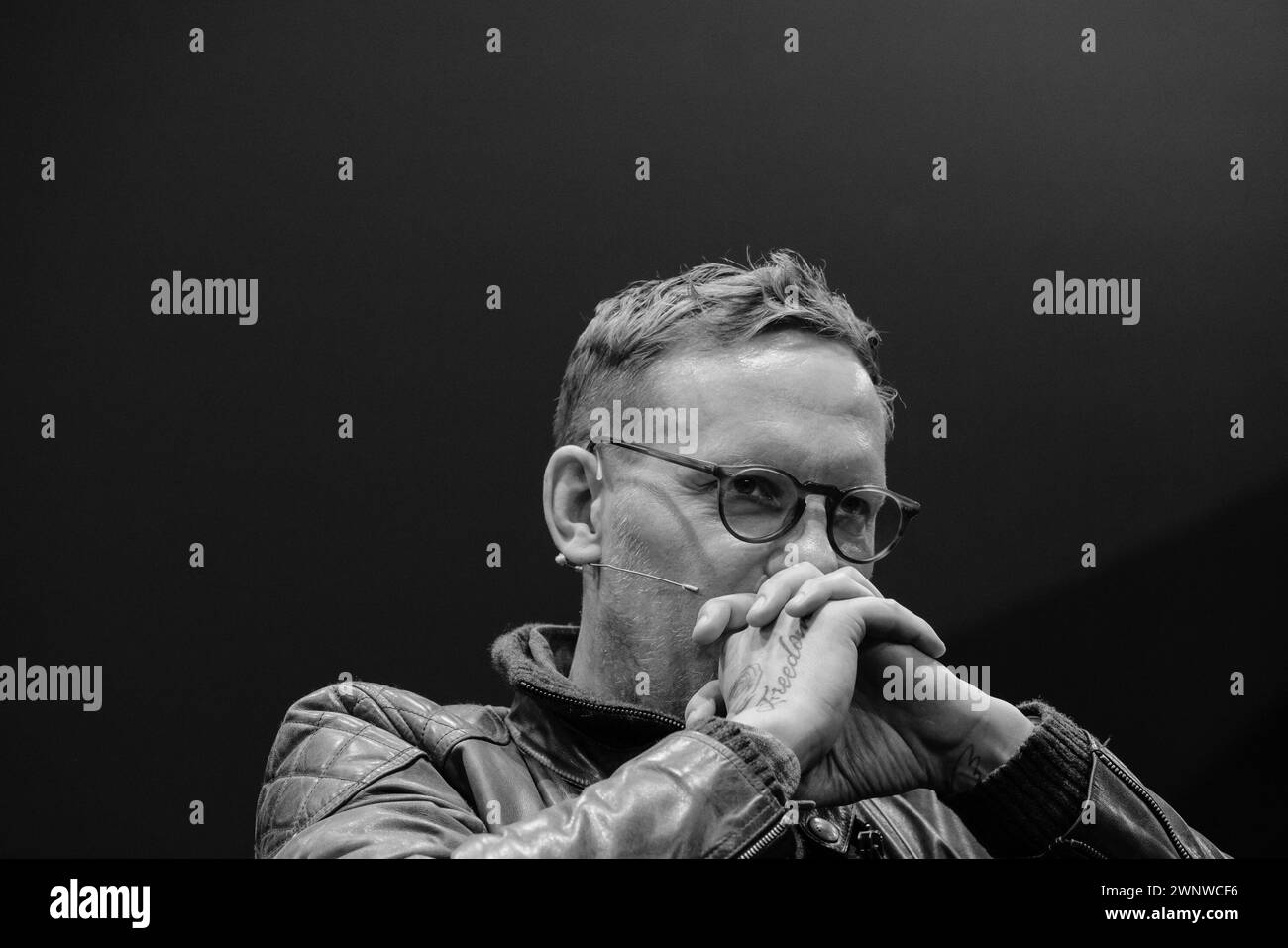 Laurence Fox und Calvin Robinson treffen sich wieder und sprechen bei einer Veranstaltung, die von David Vance und Peter Mcilvenna veranstaltet wird. Stockfoto