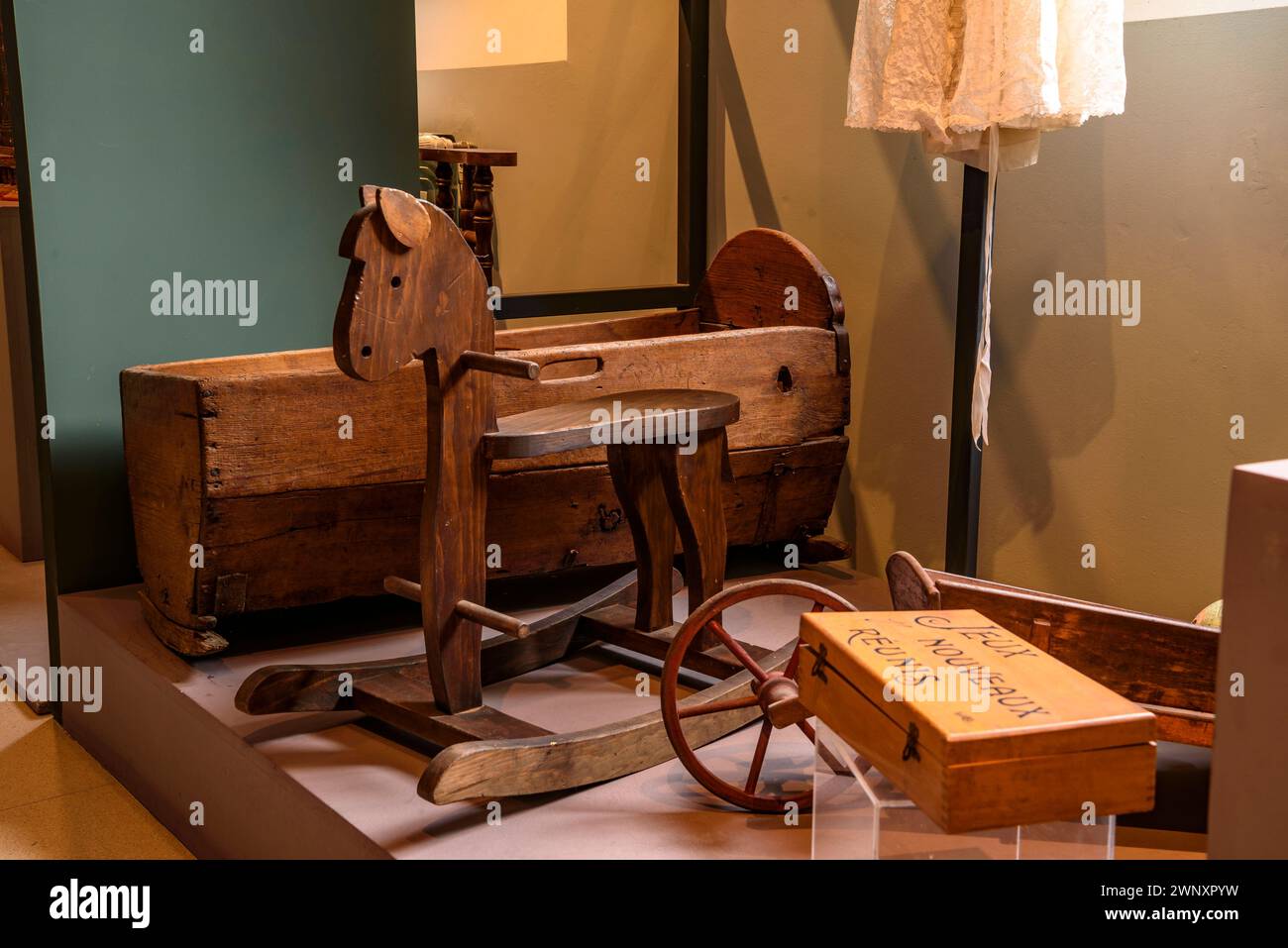 Cerdà Museum in Puigcerdà. Zimmer, die ein traditionelles Cerdanya-Haus nachbilden (Puigcerdà, Girona, Katalonien, Spanien, Pyrenäen) Stockfoto