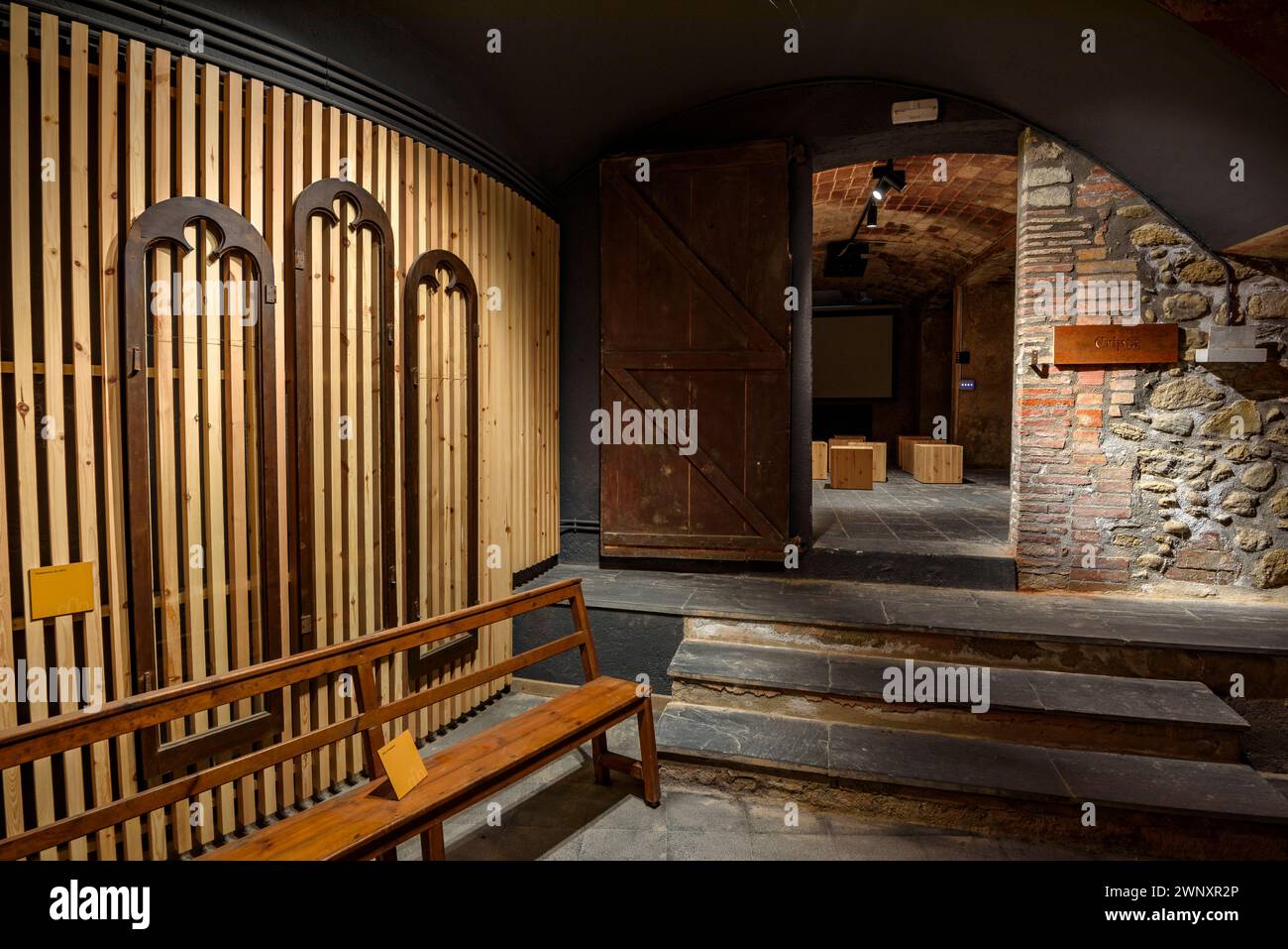 Cerdà Museum, in Puigcerdà. Raum für das ehemalige Kloster der Klosterschwestern von Puigcerdà (Cerdanya, Girona, Katalonien, Spanien, Pyrenäen) Stockfoto