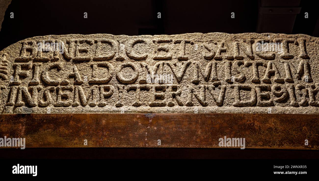 Cerdà Museum, in Puigcerdà. Raum für das ehemalige Kloster der Klosterschwestern von Puigcerdà (Cerdanya, Girona, Katalonien, Spanien, Pyrenäen) Stockfoto