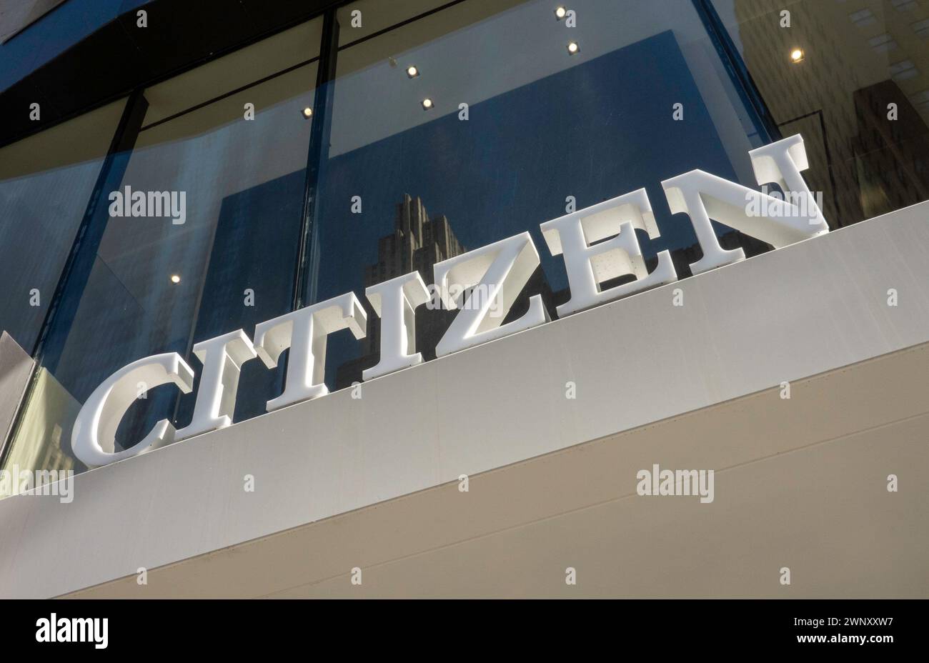 OK, der Citizen Watch Flagship Store befindet sich in der 605 5th Ave., New York City, USA, 2024 Stockfoto