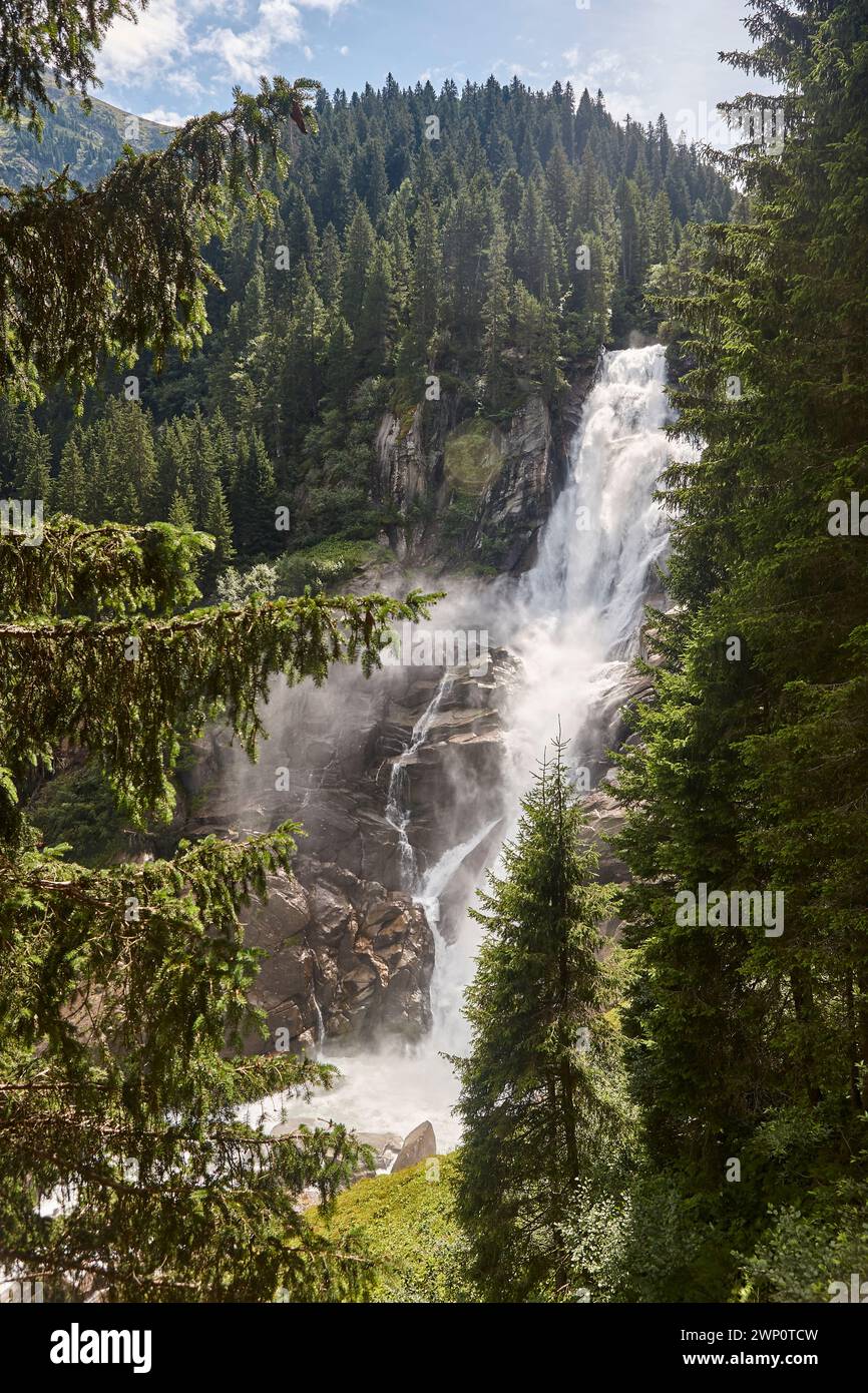 Krimml-Wasserfälle. Naturdenkmal in der Region Salzburg. Österreichisches Highlight Stockfoto