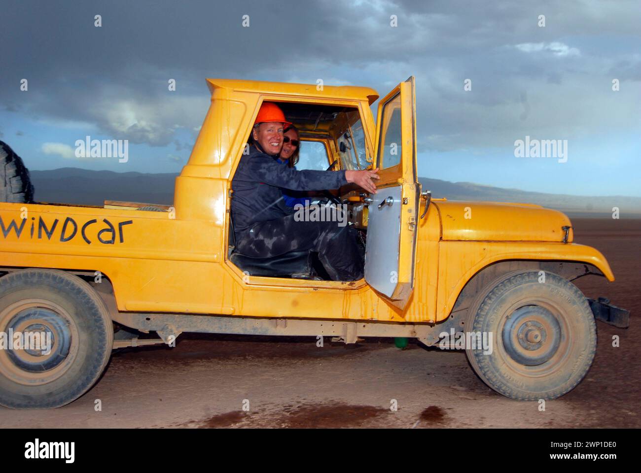 Wüstensegeln mit Concept Car im Calingasta Valley in Argentinien Derssert Segeln im Calingasta Valley in Argentinien Stockfoto