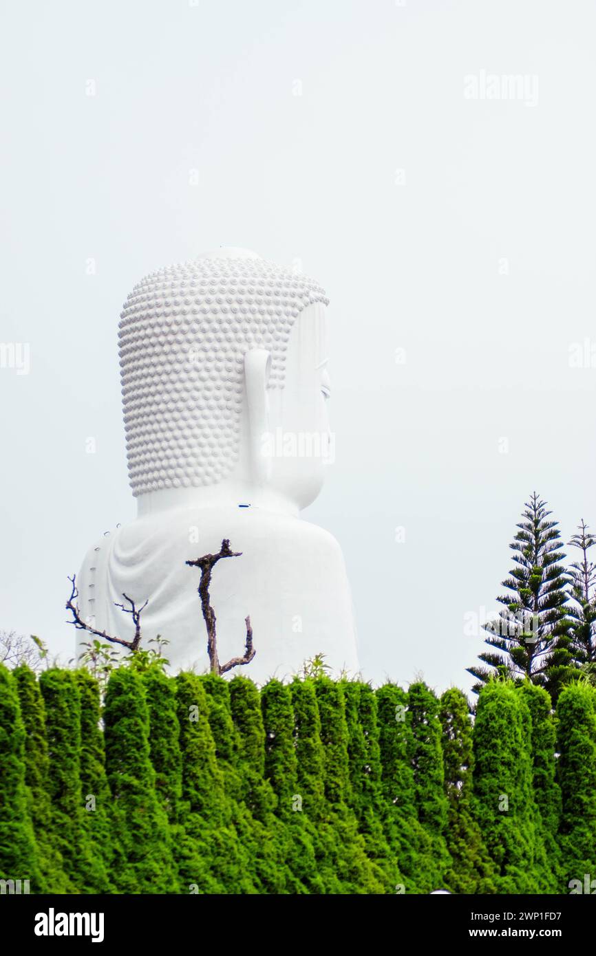 Ba Na Hills White Buddha. Stockfoto