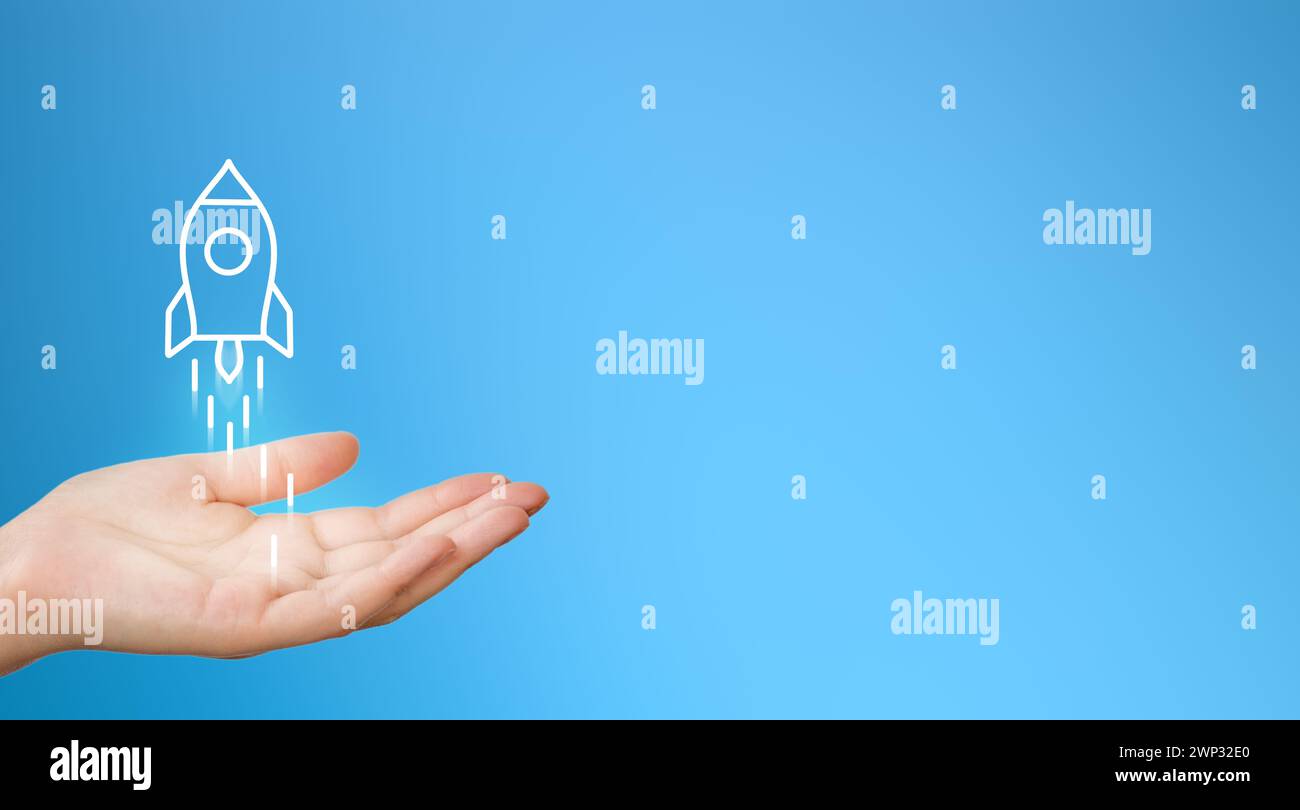 Geschäftspartner mit Raketenstart. Startup-Konzept, neue Unternehmungen, die fliegen Stockfoto