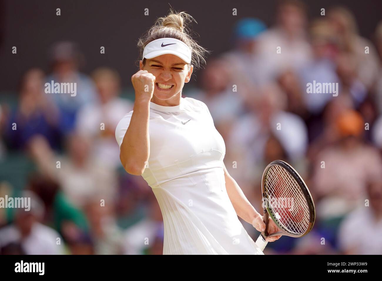 Aktenfoto vom 04.07.2022 von Simona Halep, die frei ist, ihre Karriere fortzusetzen, nachdem das Schiedsgericht für Sport ihr Dopingverbot von vier Jahren auf neun Monate reduziert hat. Ausgabedatum: Dienstag, 5. März 2024. Stockfoto