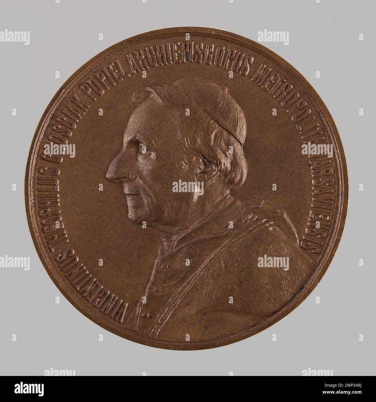 Erzbischof Wincenty Teofil Chościak Popiel, Metropolit Warschaus, feierte 1899 50 Jahre Priesterweihe. Das Werk wurde von Ignacy Łopieński und den Brüdern Łopieńscy in der Warschauer Gießerei Zakład dokumentiert. Stockfoto