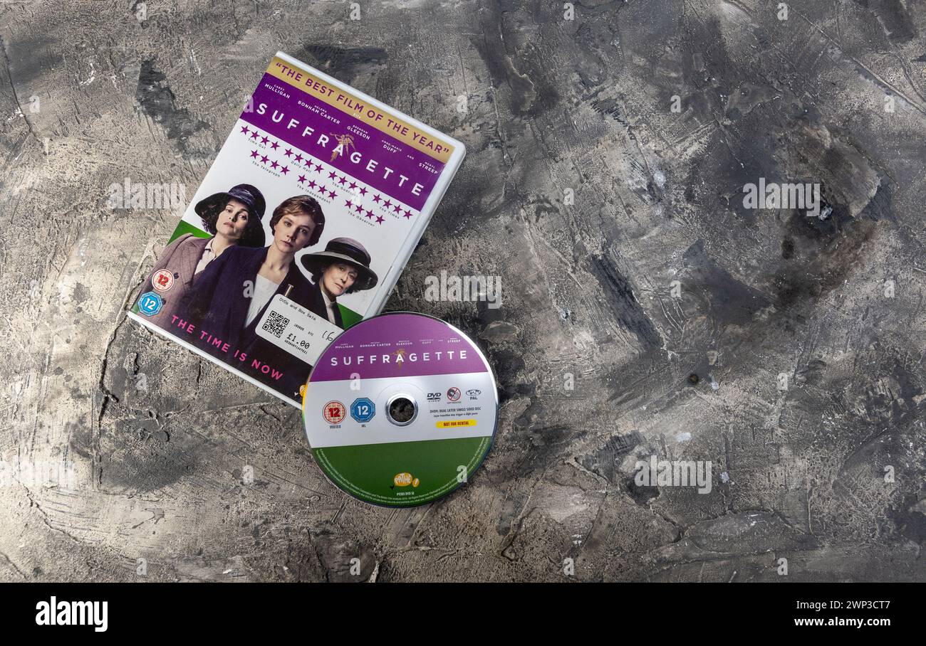 DVD des Spielfilms Suffragette aus dem Jahr 2015 ein historisches Drama über den Protest im frühen 20. Jahrhundert für britische Frauen, um die Wahl zu erhalten. Stockfoto