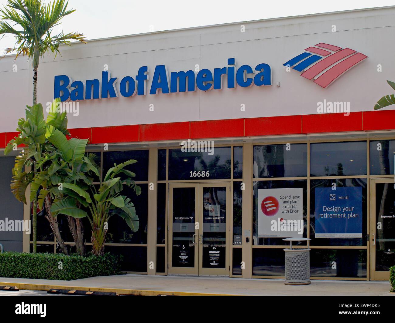 Miami, Florida, Vereinigte Staaten - 24. Februar 2024: Bank of America Office Center in West Kendall. Stockfoto