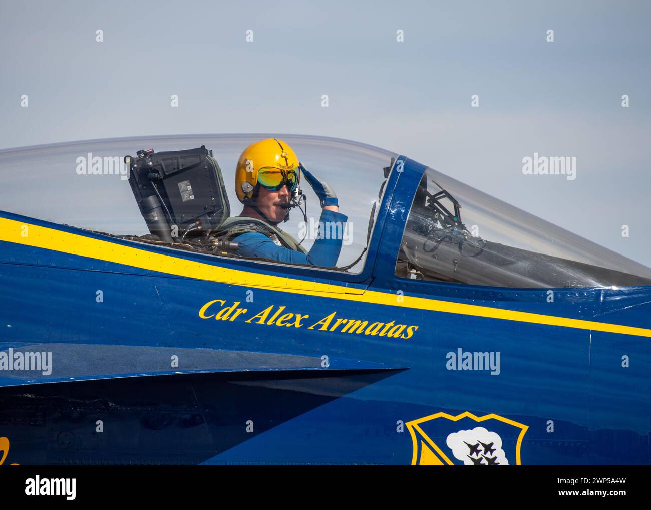 Die Blue Angels führen derzeit Wintertrainings in der Naval Air Facility (NAF) El Centro, Kalifornien, durch, um die kommende Flugschau-Saison 2024 vorzubereiten. (Foto der US Navy von Mass Communication Specialist 2nd Class Crayton Agnew/veröffentlicht) Stockfoto