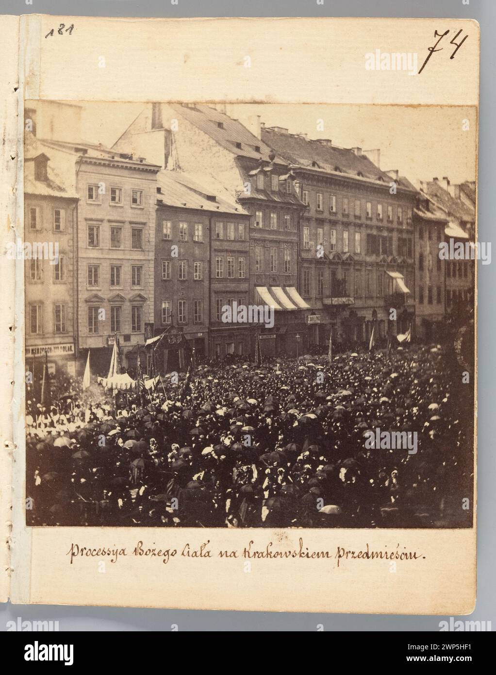 Warschau. "Prozesse der CIA in Krakaus Vororten" (Blick vom Balkon des Wohnhauses Malcza); Beyer, Karol (1818-1877); 4.06.1863 (1859-00-00-1863-00); Fronleichnam (Feiertag), Krakowskie Przedmieście (Warschau - Straße), Méyet, Leopold (1850-1912) - Sammlung, Warschau (Woiwodschaft Masowien), dar (Provenienz) Stockfoto