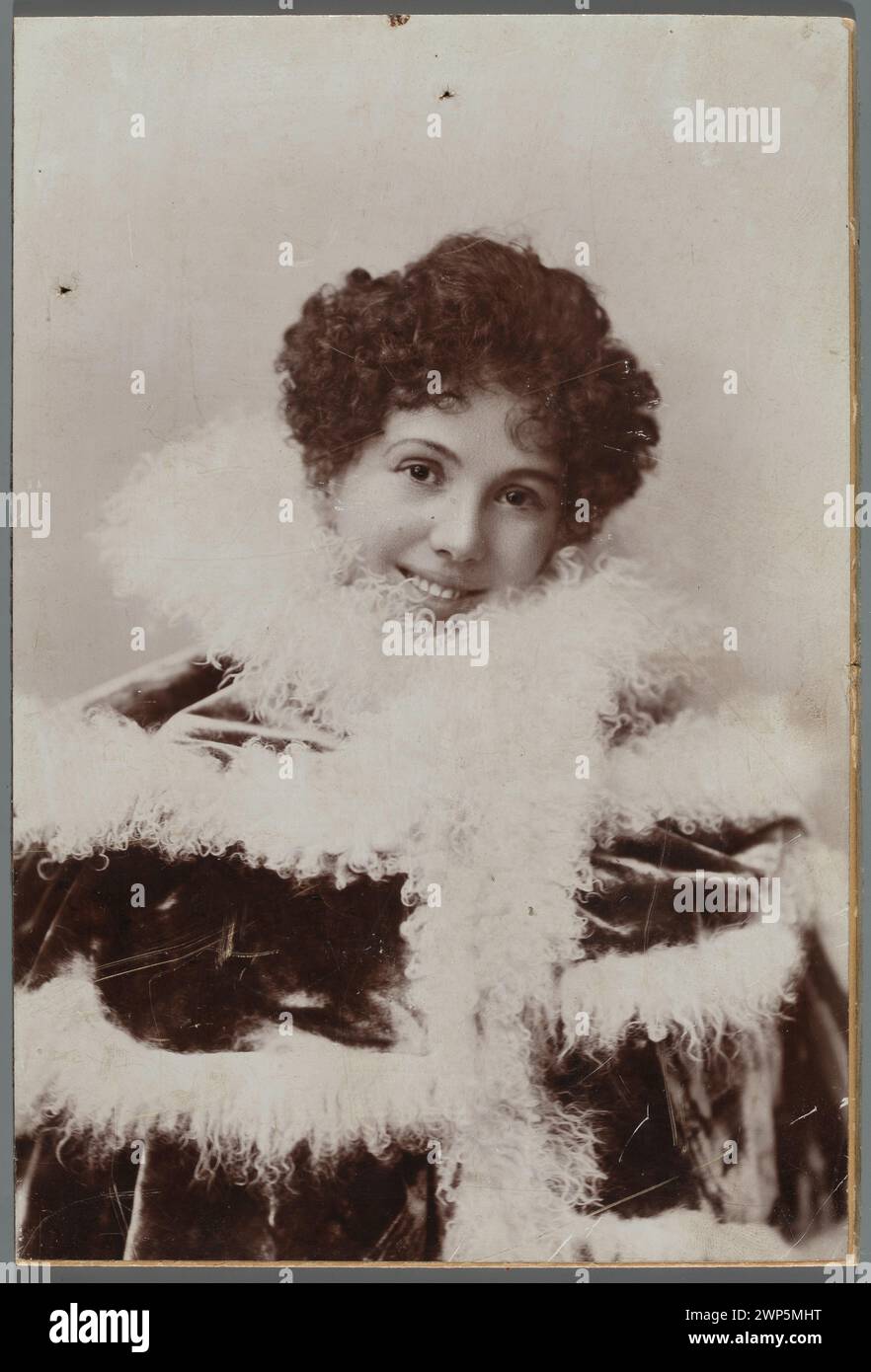 Büstenporträt der polnischen Schauspielerin Honorata Leszczyńska (1864–1937) mit Gesichtszügen, Kleidung und Porträtstil des 19. Bis 20. Jahrhunderts, Teil der Rajchman-Sammlung. Stockfoto