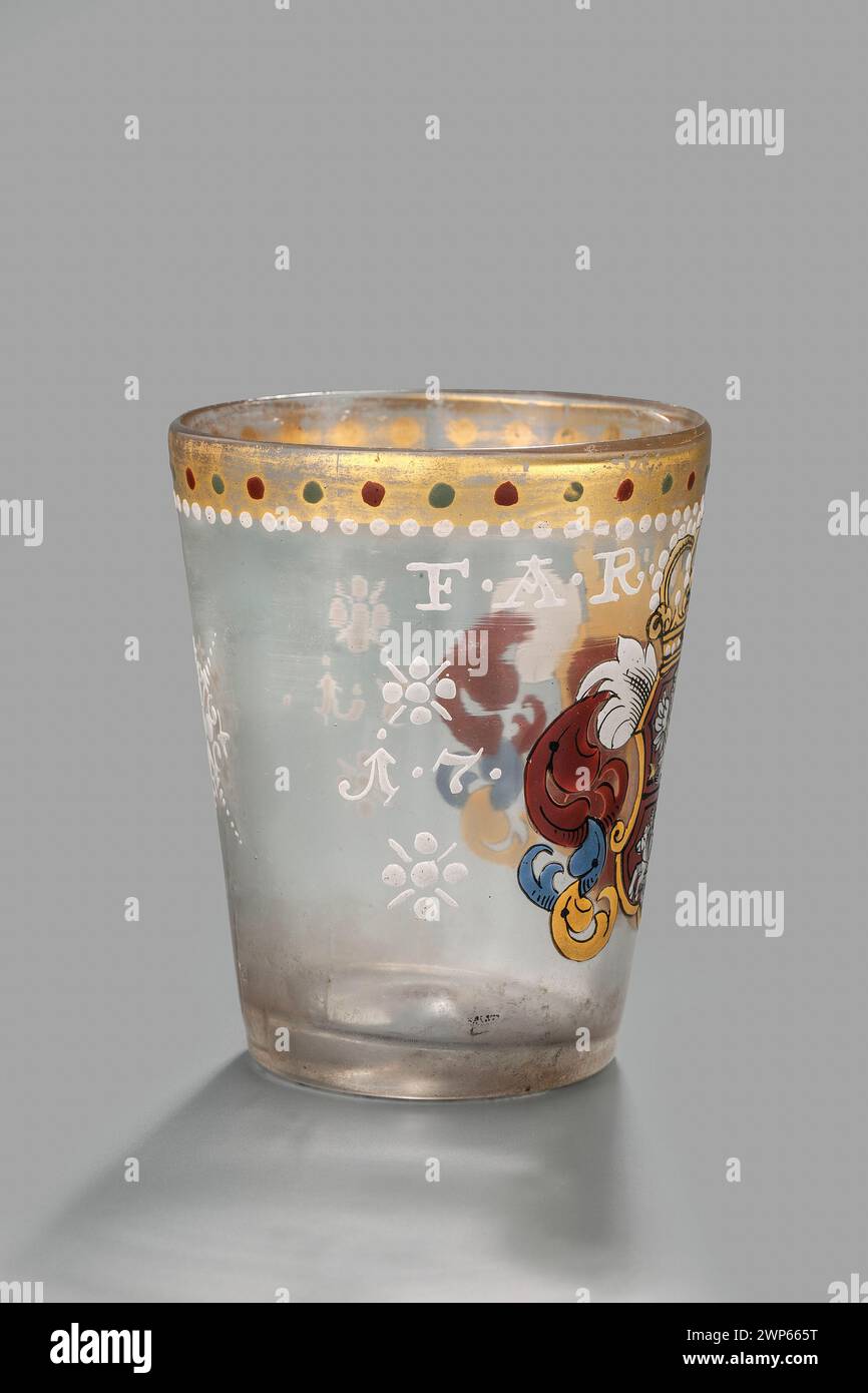 Glas; Heckert Fritz (Petersdorf; 1866-1918); Ende des 19. Jahrhunderts (1880-00-00-1900-00-00-00); August II Mocny (polnischer König-1670-1733), Juliusz (? -1970), Rzeczpospolita beide Nationen (Wappen), Sachsen, Wettyn (Wappen), Geschenk (Provenienz), Kurfürstentum (Wappen), Wappen, Monogramme, Herrscher, Schlesien (Preußen - 1740-1918), Żakowski Stockfoto