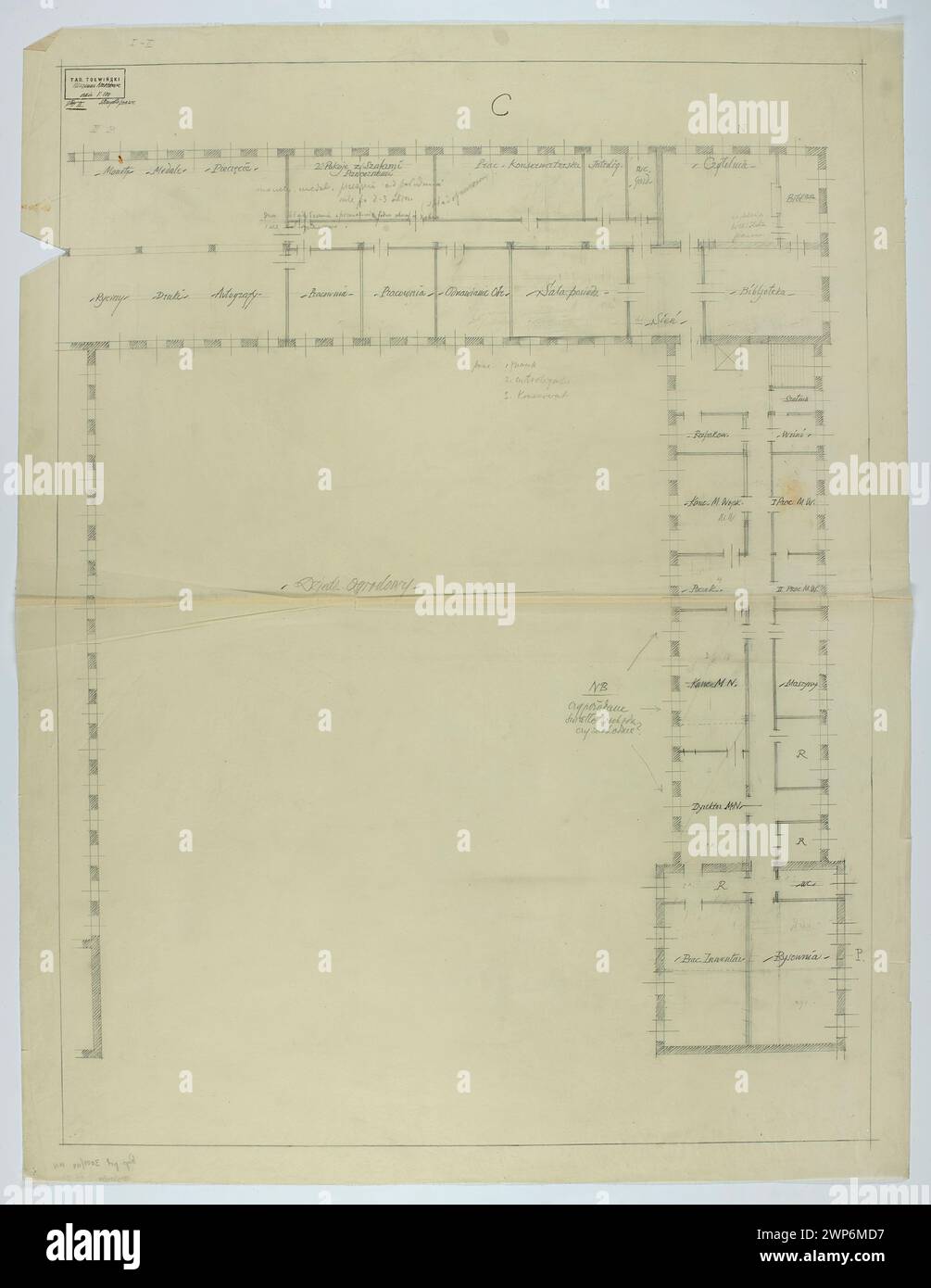 Warschau. Nationalmuseum. Skizzieren der Konstruktion. Rechter Flügel. TRI -TRI -BAUM. Plan; Maßstab 1: 100; Tadeusz (1887-1951); 1926 (1926-00-00-1927-00-00); Nationalmuseum in Warschau (1862-), Warschau (Woiwodschaft Masowien), Museen (Architekt), Architekturpläne, Architekturprojekte, architektonische Überwürfe Stockfoto