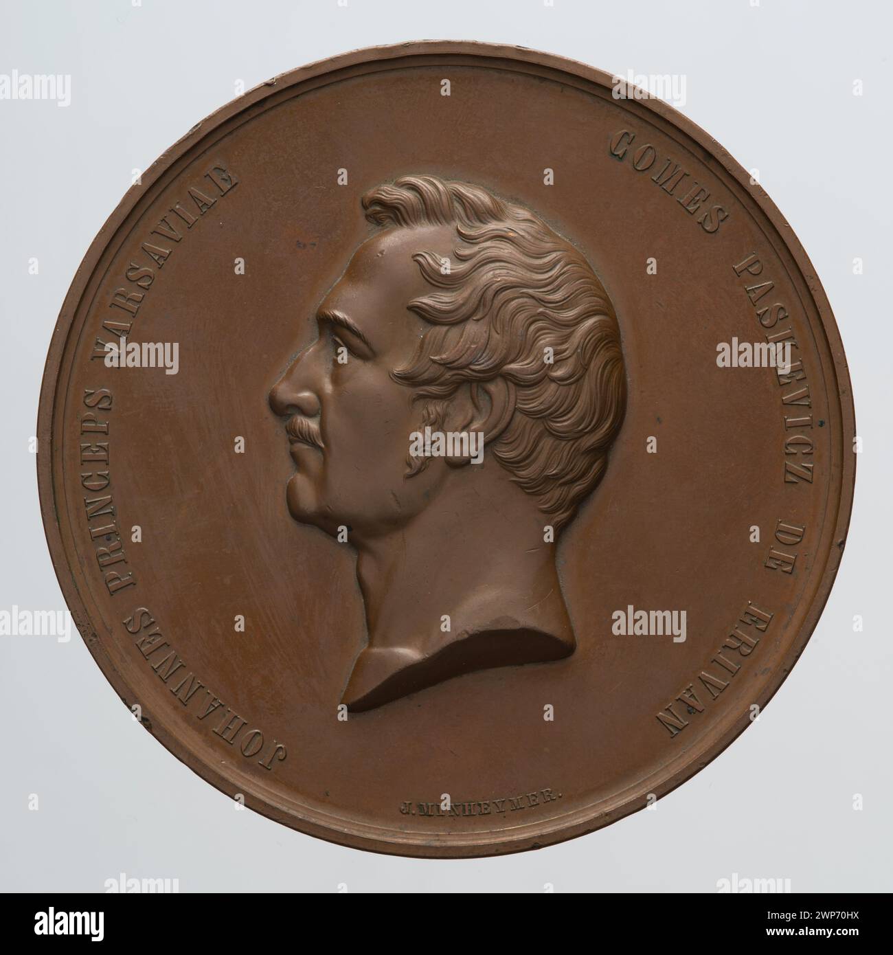 Medaille aus dem Jahr 1850 zum 50. Jahrestag des Offiziers Ivan Paskiewicz, geschaffen von Jan Salomon Minheymer, mit Zar Alexander II., veranschaulicht Medaillen aus der Mitte des 19. Jahrhunderts und militärische Anerkennung. Stockfoto