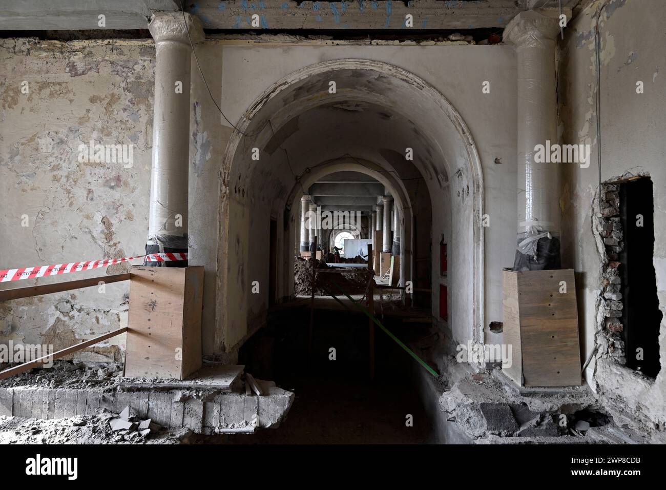 Prag, Tschechische Republik. März 2024. Besuch des Standortes anlässlich des zweijährigen Jubiläums des Beginns des Wiederaufbaus des Industriepalastes auf dem Prager Messegelände, 6. März 2024. Quelle: Katerina Sulova/CTK Photo/Alamy Live News Stockfoto