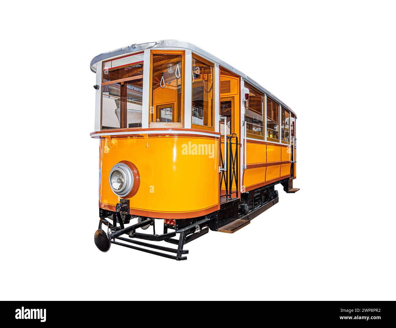 Alte Straßenbahn isoliert auf weißem Hintergrund. Stockfoto