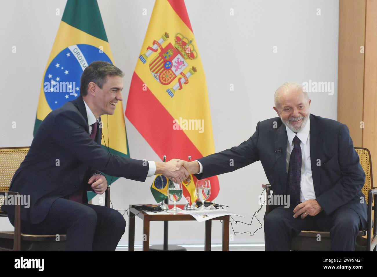 Brasilia, Distrito Federal, Brasilien. März 2024. Brasilia (DF), 06/2024 - VISIT/PRESIDENT/SPAIN/DF - der Präsident der Republik Brasilien Luis Inacio Lula da Silva empfängt den Präsidenten der spanischen Regierung Pedro Sanches zu einem offiziellen Besuch im Palacio do Planalto, diesen Mittwoch bis Freitag, den 6. März 2024. (Foto: LEONARDO ALVES DO PRADO/Thenews2/Zumapress) (Credit Image: © Leonardo Alves do Prado/TheNEWS2 via ZUMA Press Wire) NUR REDAKTIONELLE VERWENDUNG! Nicht für kommerzielle ZWECKE! Stockfoto