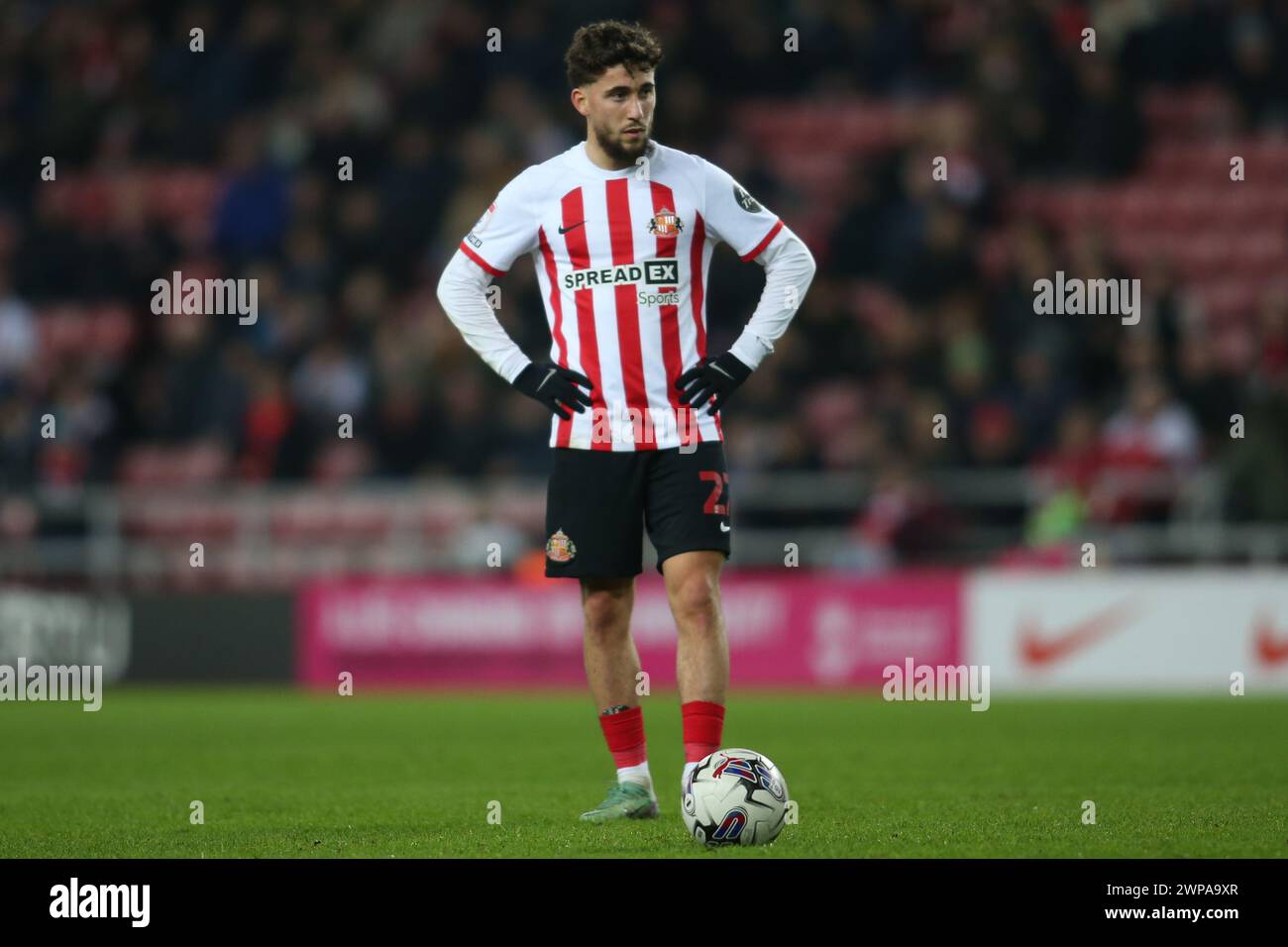 Sunderlands Adil Aouchiche während des Sky Bet Championship Matches zwischen Sunderland und Leicester City im Stadion of Light, Sunderland am Dienstag, den 5. März 2024. (Foto: Michael Driver | MI News) Credit: MI News & Sport /Alamy Live News Stockfoto