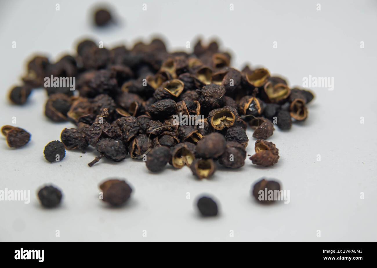Ein kleinerer, schärferer und schärferer Pfeffer als andere Sorten. Sie wurde von der Rebe abgeholt, bevor sie vollständig reif ist. Stockfoto