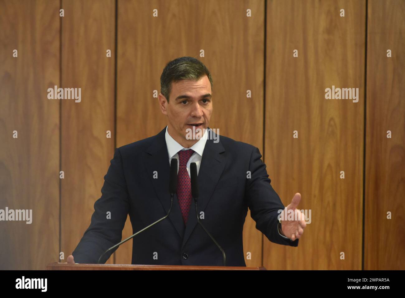 Brasilia, Distrito Federal, Brasilien. März 2024. Brasilia (DF), 06/2024 - VISIT/PRESIDENT/SPAIN/DF - der Präsident der Republik Brasilien Luis Inacio Lula da Silva empfängt den Präsidenten der spanischen Regierung Pedro Sanches zu einem offiziellen Besuch im Palacio do Planalto, diesen Mittwoch bis Freitag, den 6. März 2024. (Foto: LEONARDO ALVES DO PRADO/Thenews2/Zumapress) (Credit Image: © Leonardo Alves do Prado/TheNEWS2 via ZUMA Press Wire) NUR REDAKTIONELLE VERWENDUNG! Nicht für kommerzielle ZWECKE! Stockfoto