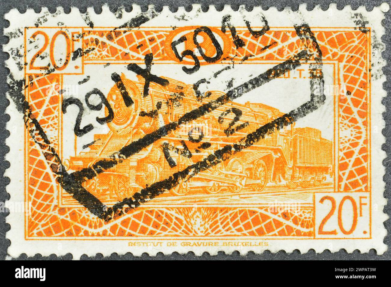 Gestempelte Briefmarke von Belgien, die die Lokomotive Typ 38, 1920, um 1949 zeigt. Stockfoto