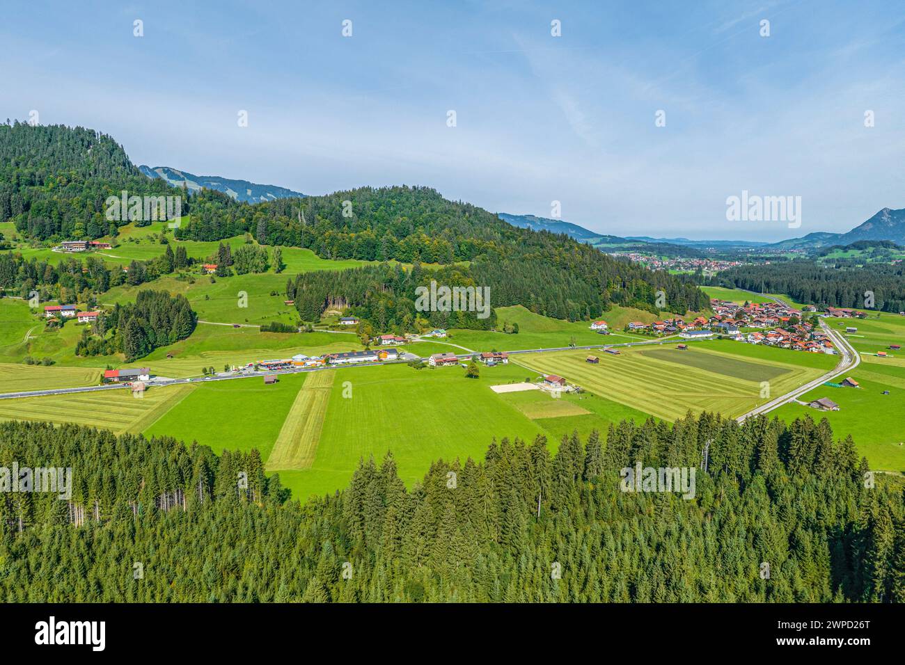 Idyllisches Oberallgäu an der Quelle der Iller bei Oberstdorf im Sommer Stockfoto