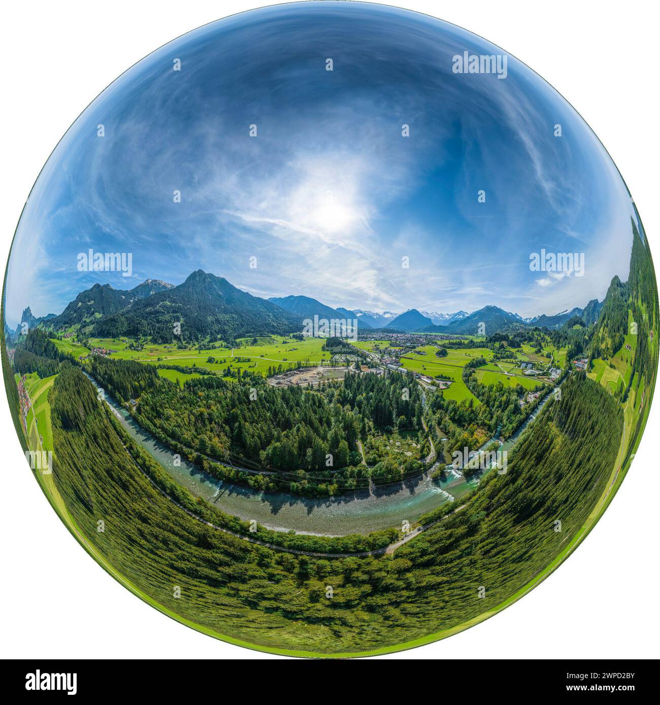 Idyllisches Oberallgäu an der Quelle der Iller bei Oberstdorf im Sommer Stockfoto